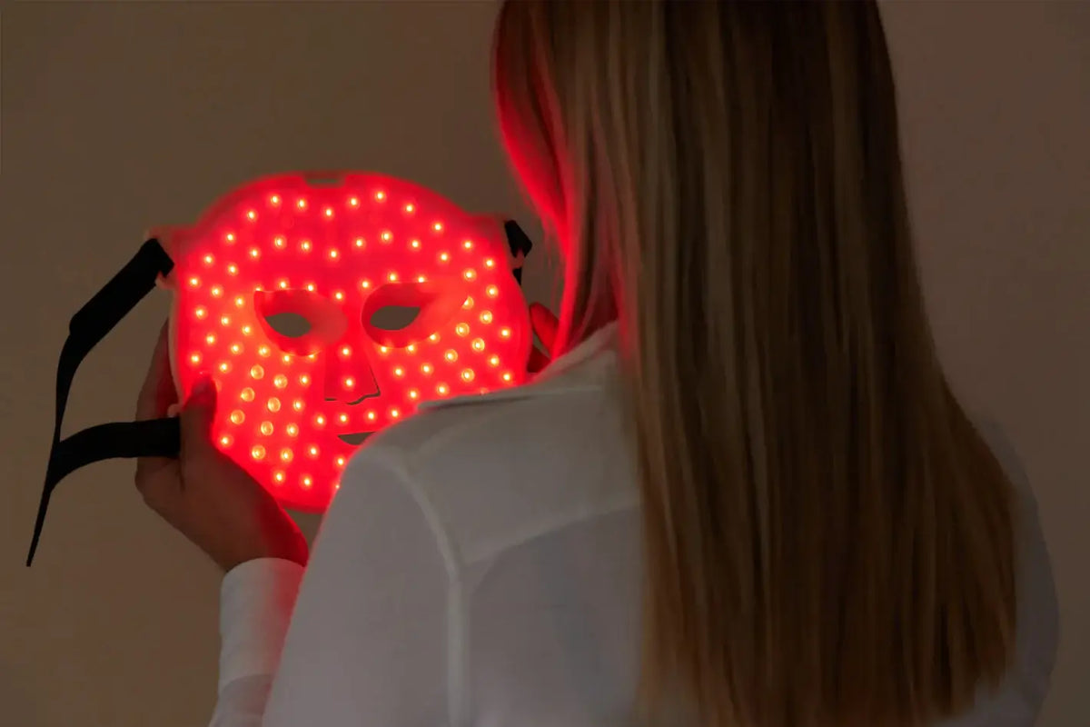 LED Facial Mask Le Professionnel - Delune 